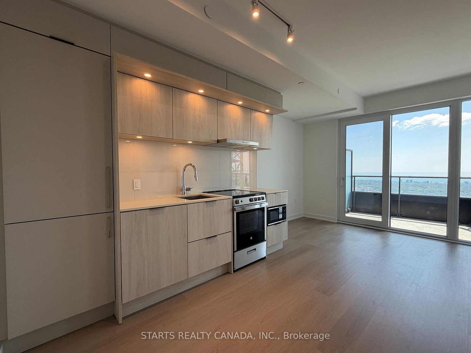 448-burnhamthorpe-road-w-mississauga-ontario-w13596168