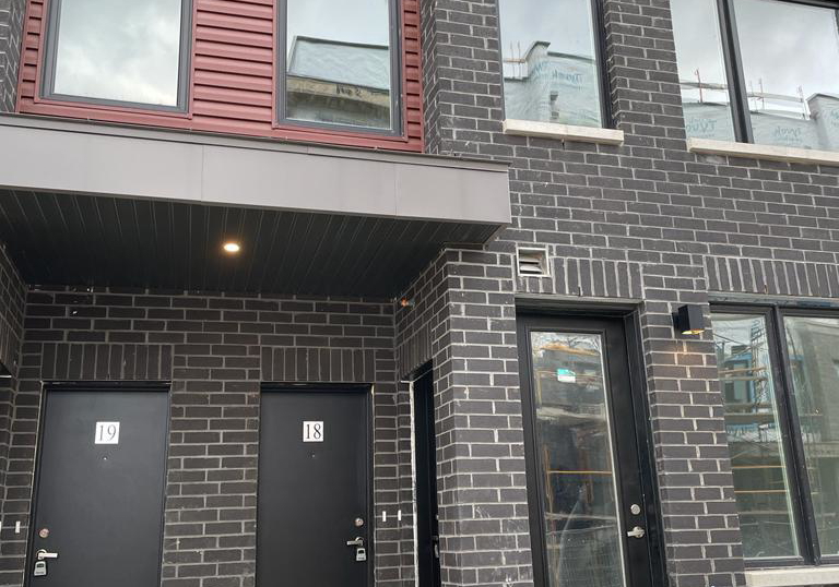 3429-ridgeway-drive-mississauga-ontario-w13596238