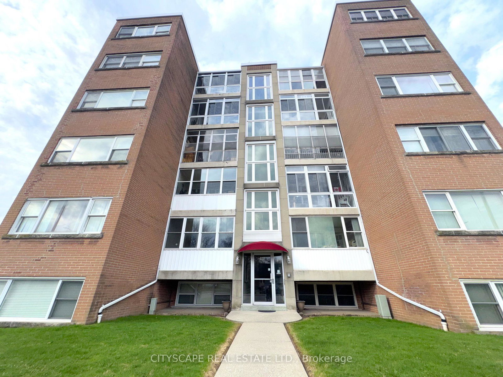 824-brant-street-burlington-ontario-w13596348
