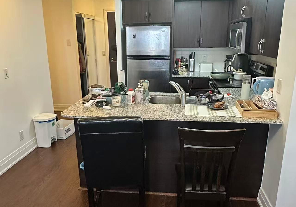 1060-sheppard-avenue-w-toronto-york-ontario-w13596524