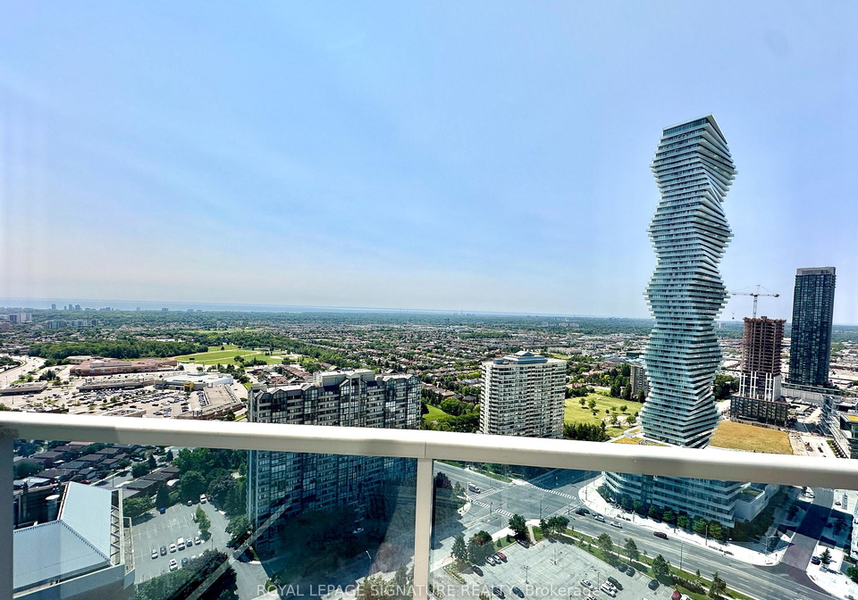 330-burnhamthorpe-road-w-mississauga-ontario-w13596630
