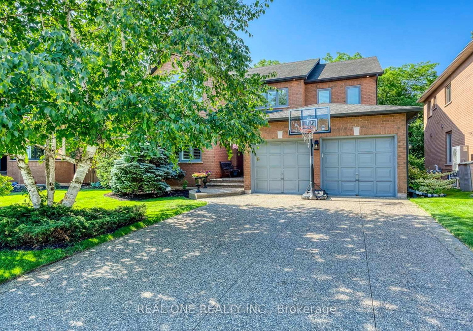 395-march-crescent-oakville-ontario-w13596644