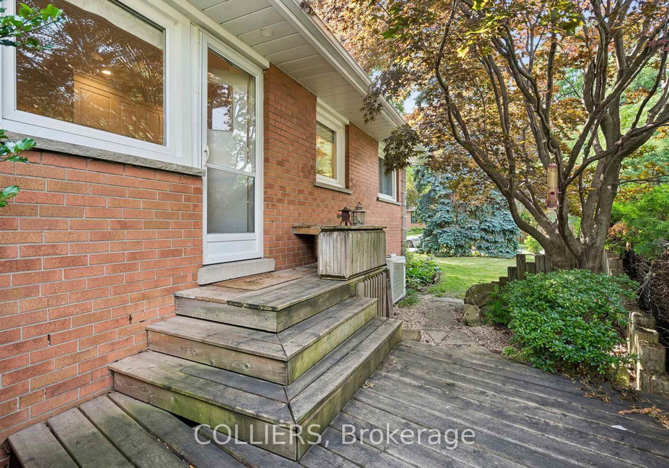 1602-carletta-drive-mississauga-ontario-w13596652