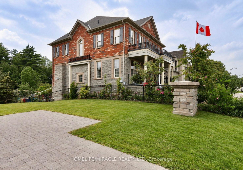 114-bloomsbury-avenue-brampton-ontario-w13596654
