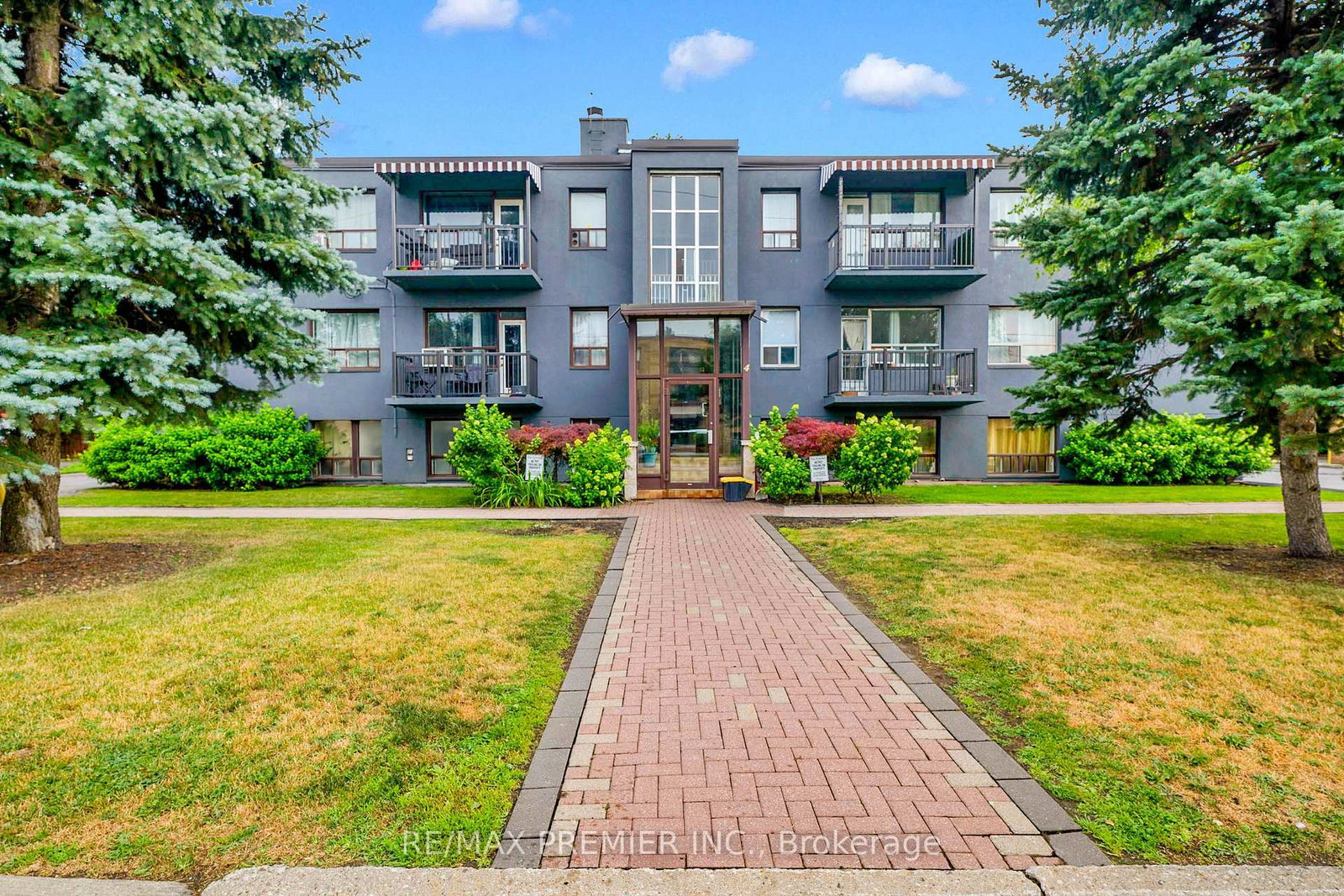 4-hartham-place-toronto-york-ontario-w13596680