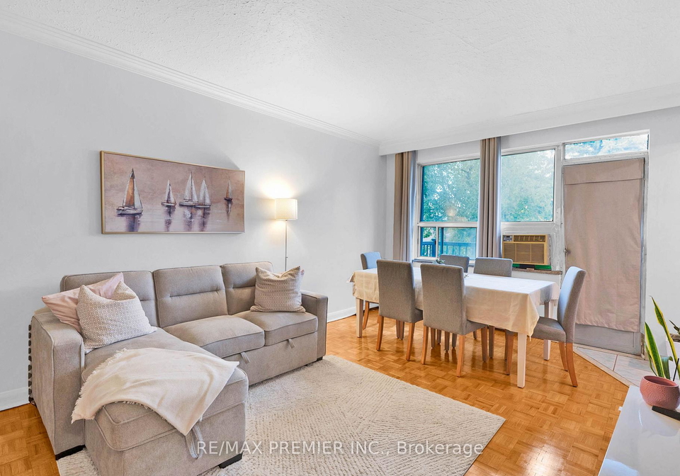 4-hartham-place-toronto-york-ontario-w13596680