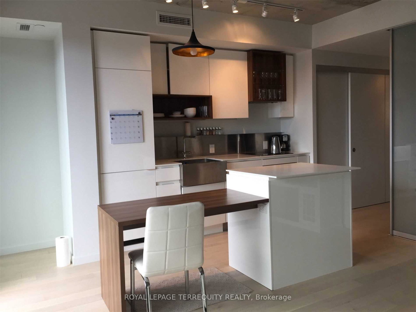 383-sorauren-avenue-toronto-toronto-ontario-w13596684