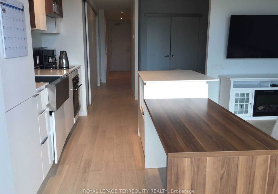 383-sorauren-avenue-toronto-toronto-ontario-w13596684