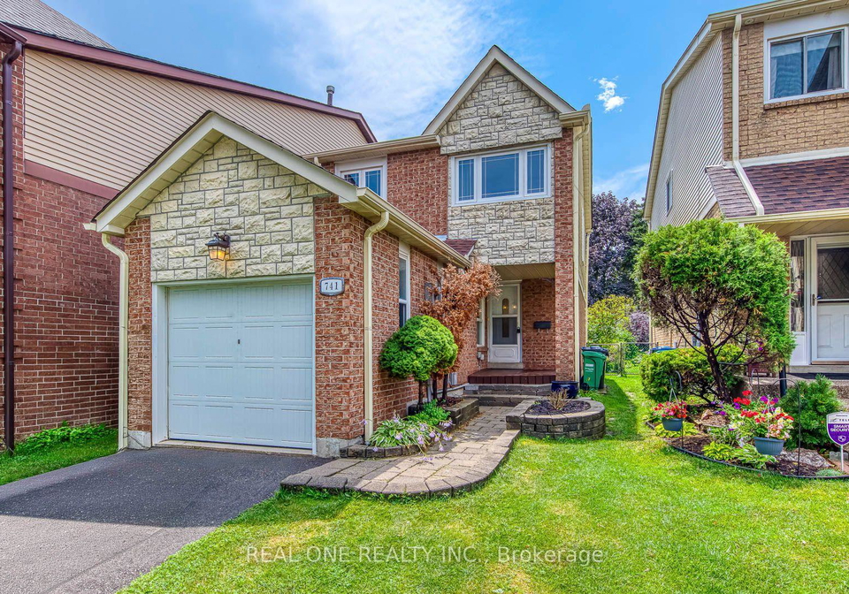 741-queensbridge-drive-mississauga-ontario-w13596718