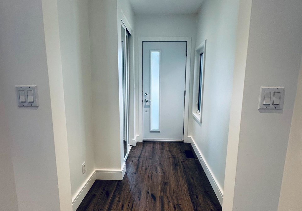 37-white-avenue-toronto-toronto-ontario-w13596726