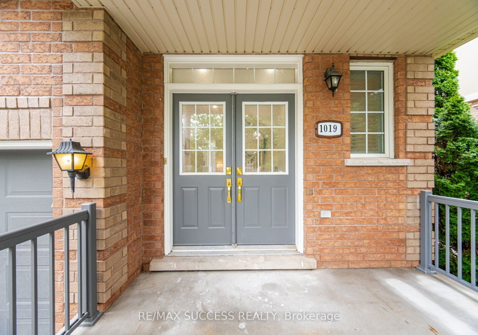 1019-donnelly-street-milton-ontario-w13596800