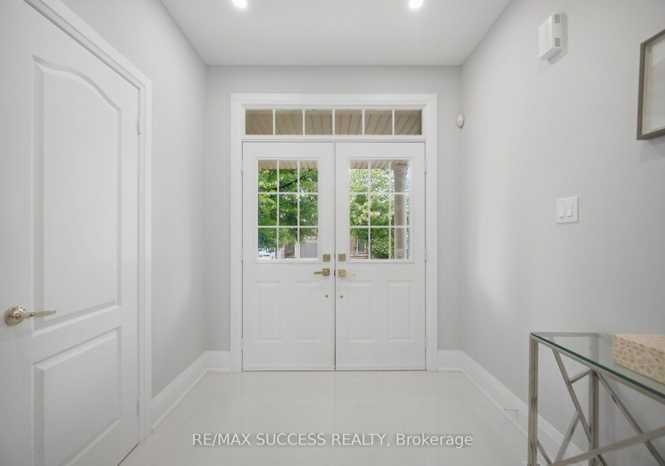 1019-donnelly-street-milton-ontario-w13596800