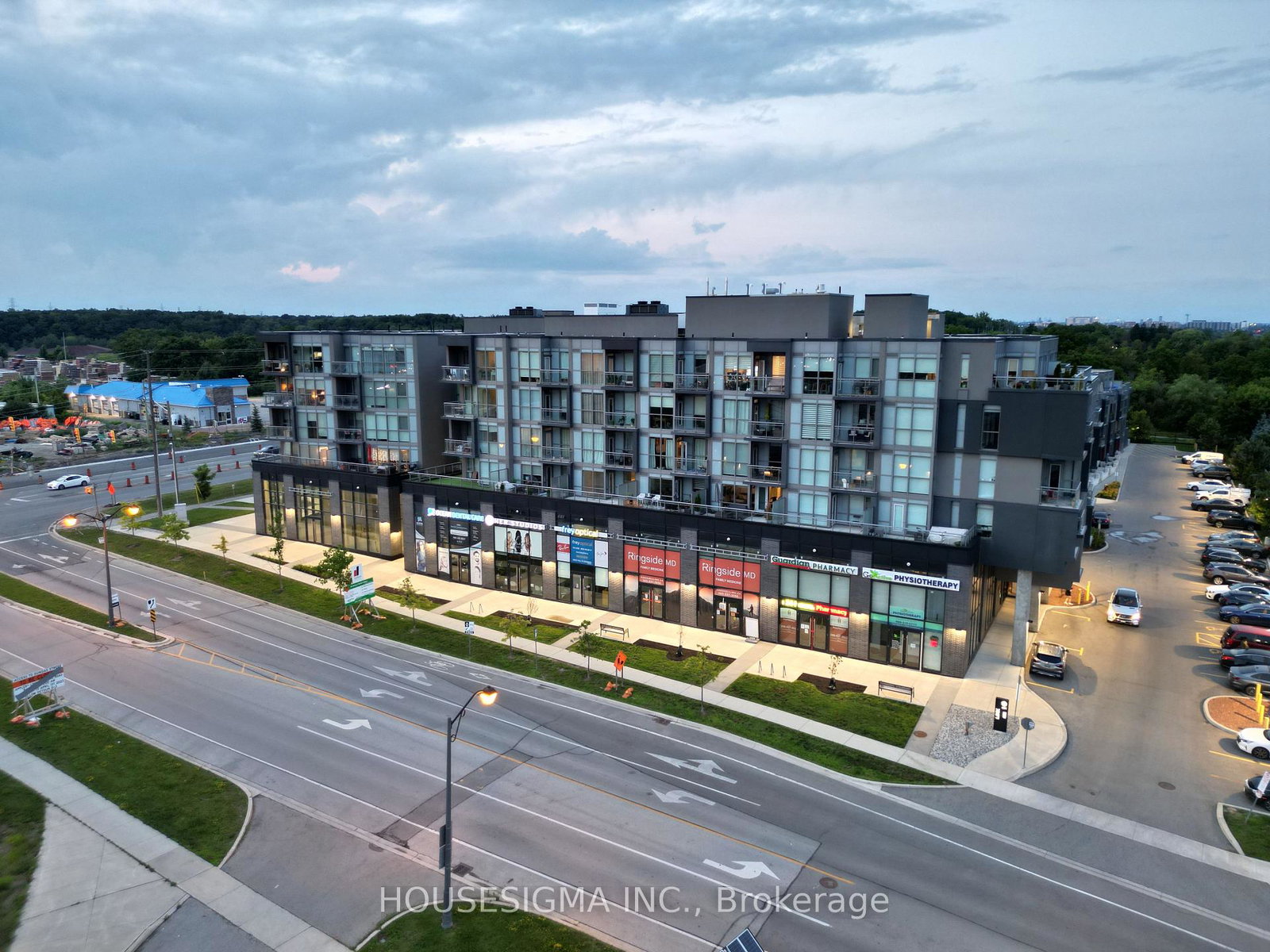 5230-dundas-street-burlington-ontario-w13596900