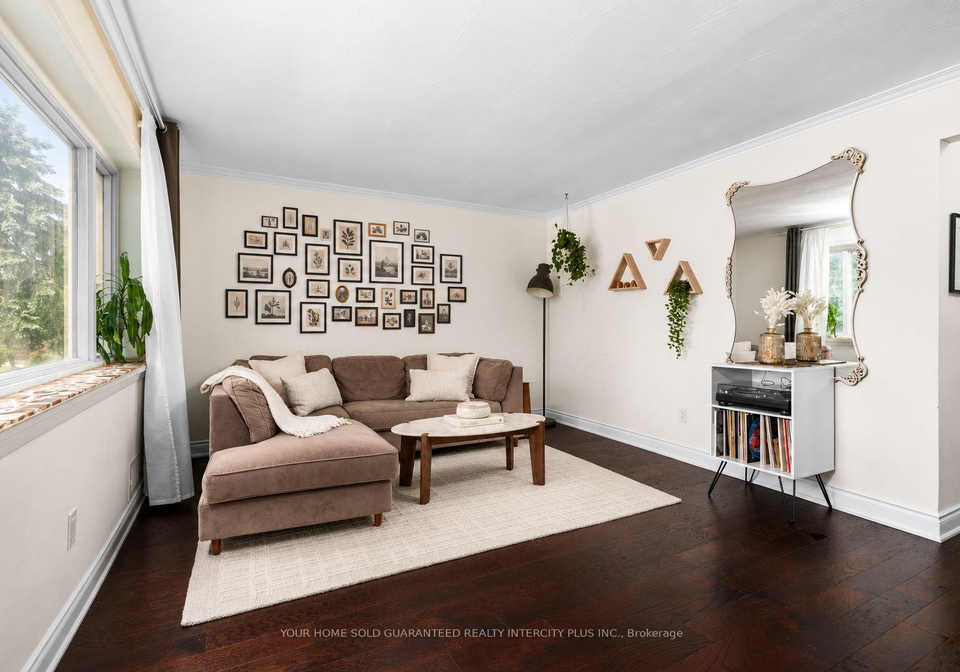 30-garside-crescent-toronto-north-york-ontario-w13596946