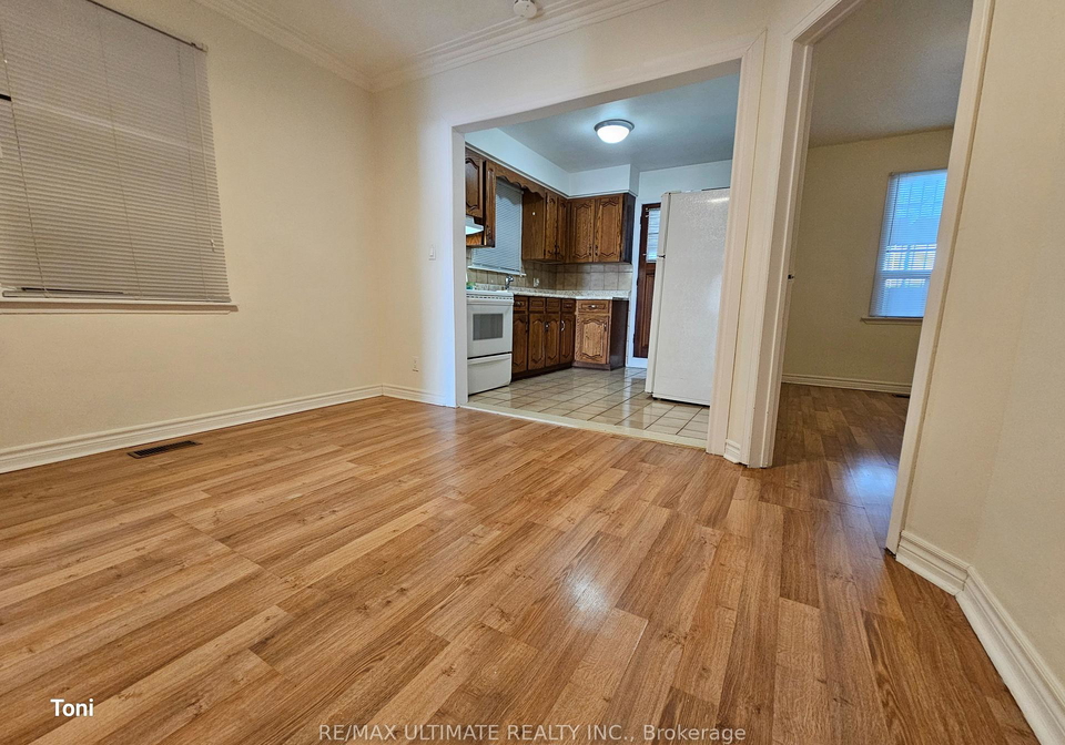 568-rogers-avenue-toronto-toronto-ontario-w13597070
