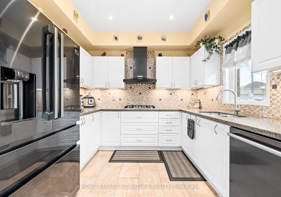 687-twain-avenue-mississauga-ontario-w13597124