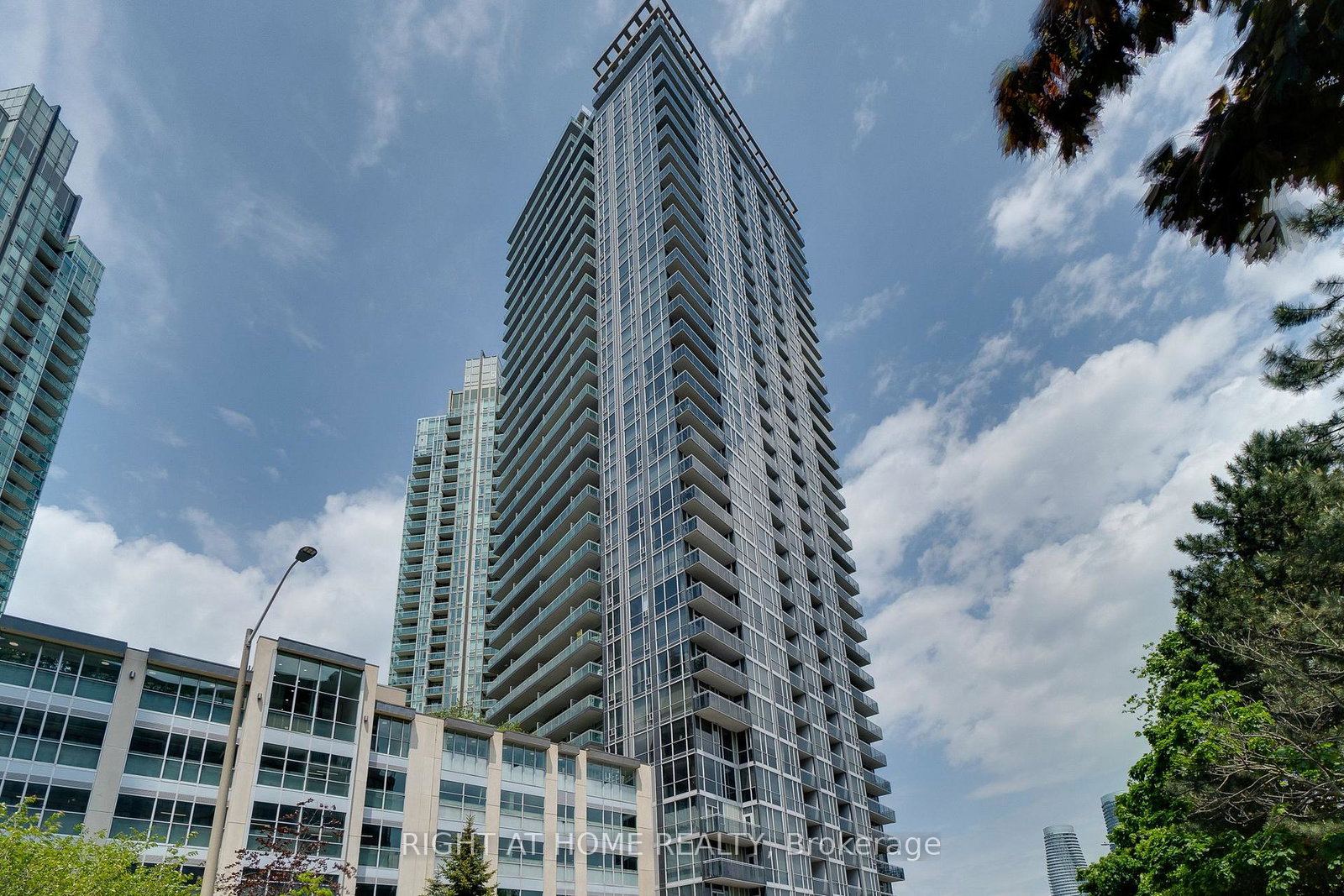 223-webb-drive-mississauga-ontario-w13597222