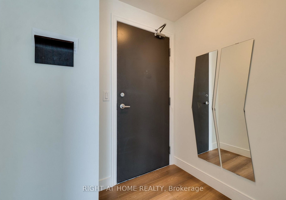 223-webb-drive-mississauga-ontario-w13597222