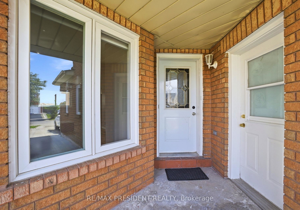 112-ravenswood-drive-brampton-ontario-w13597366