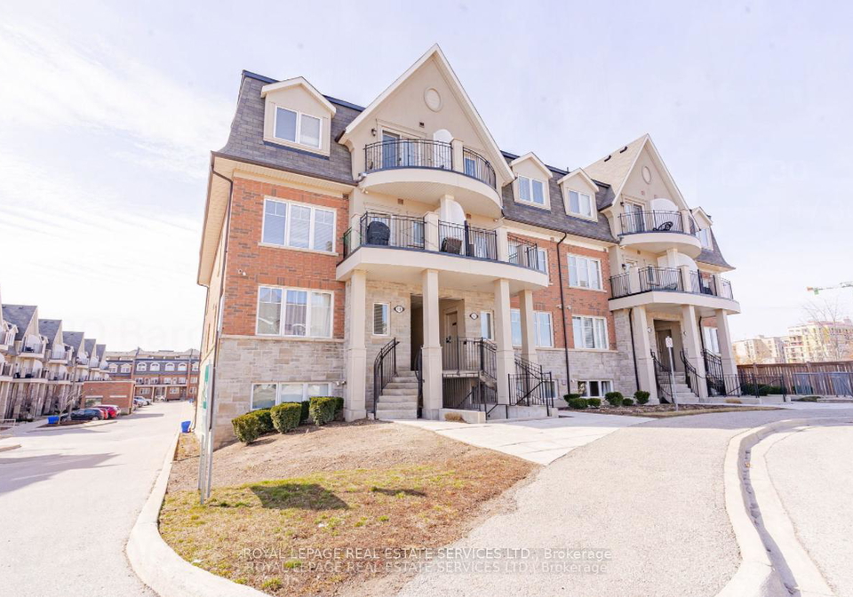 2420-baronwood-drive-oakville-ontario-w13597400