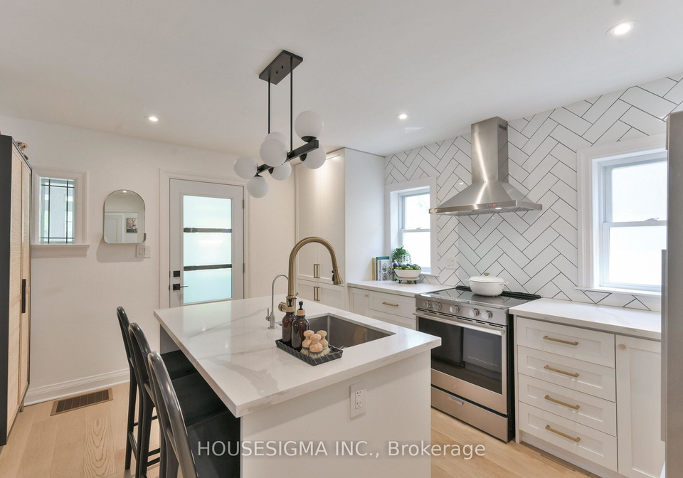205-william-street-toronto-north-york-ontario-w13597402