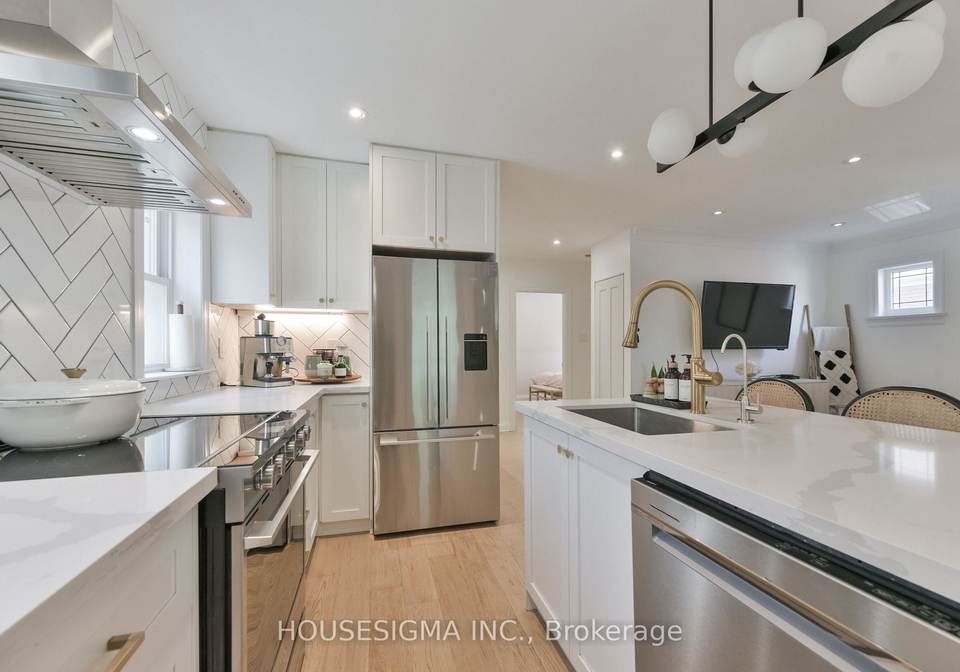 205-william-street-toronto-north-york-ontario-w13597402
