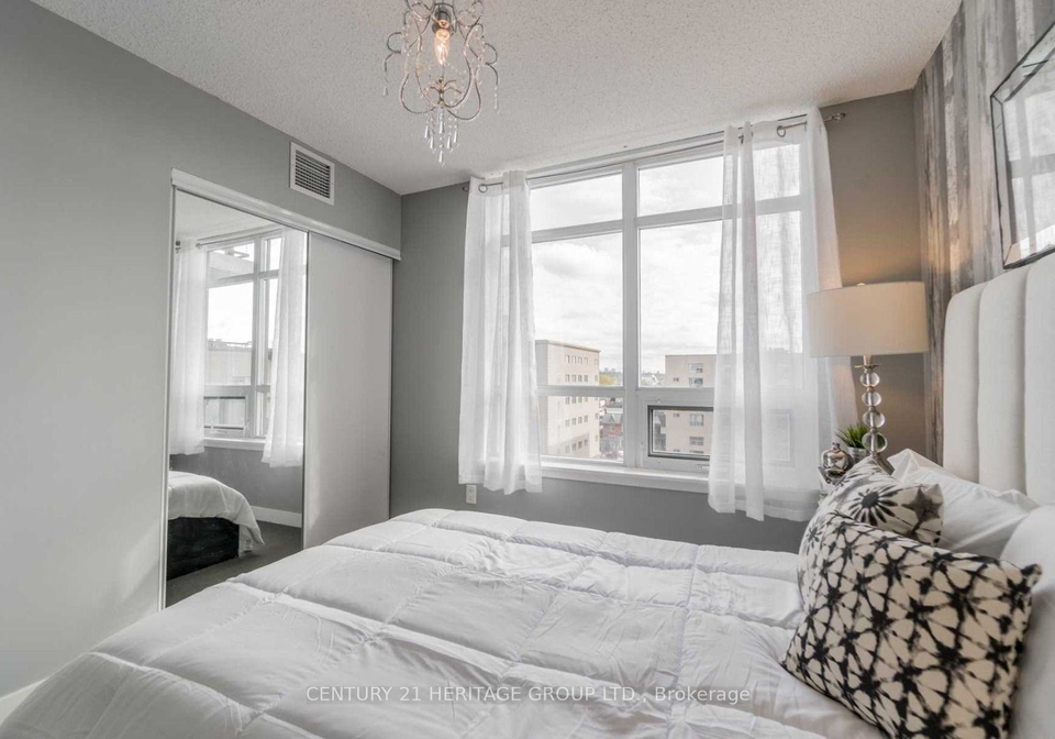 621-812-lansdowne-avenue-toronto-toronto-ontario-w13597466