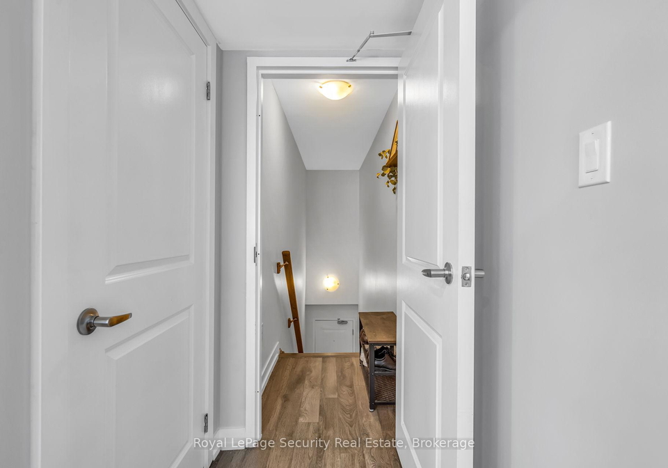 2315-sheppard-avenue-w-toronto-york-ontario-w13597472