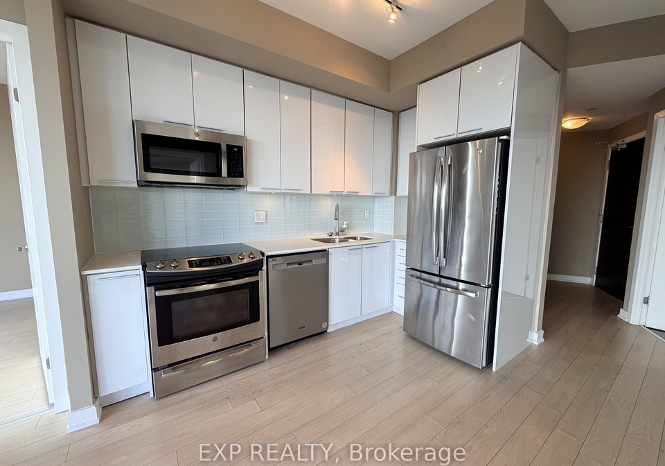 10-park-lawn-road-toronto-etobicoke-ontario-w13597492