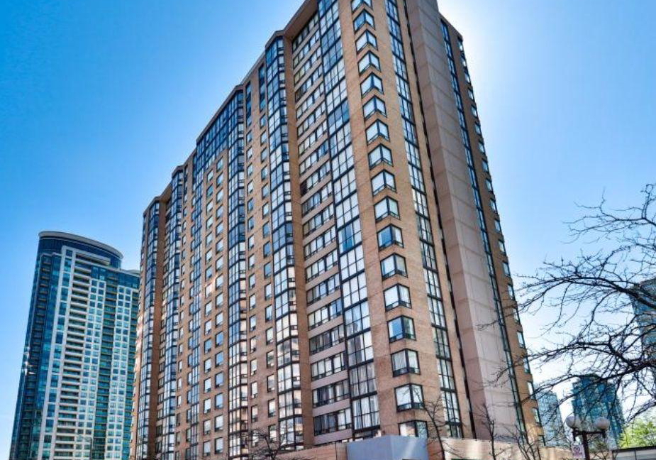 265-enfield-place-mississauga-ontario-w13597716
