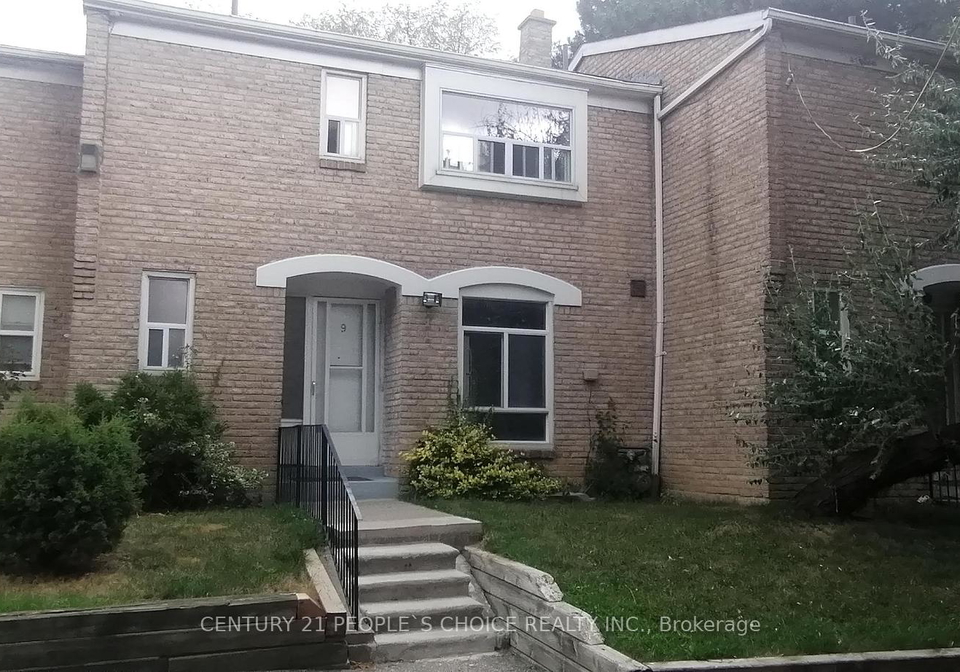 17-gosford-boulevard-toronto-york-ontario-w13597850