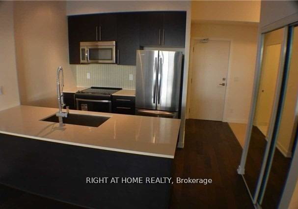 510-curran-place-mississauga-ontario-w13598026