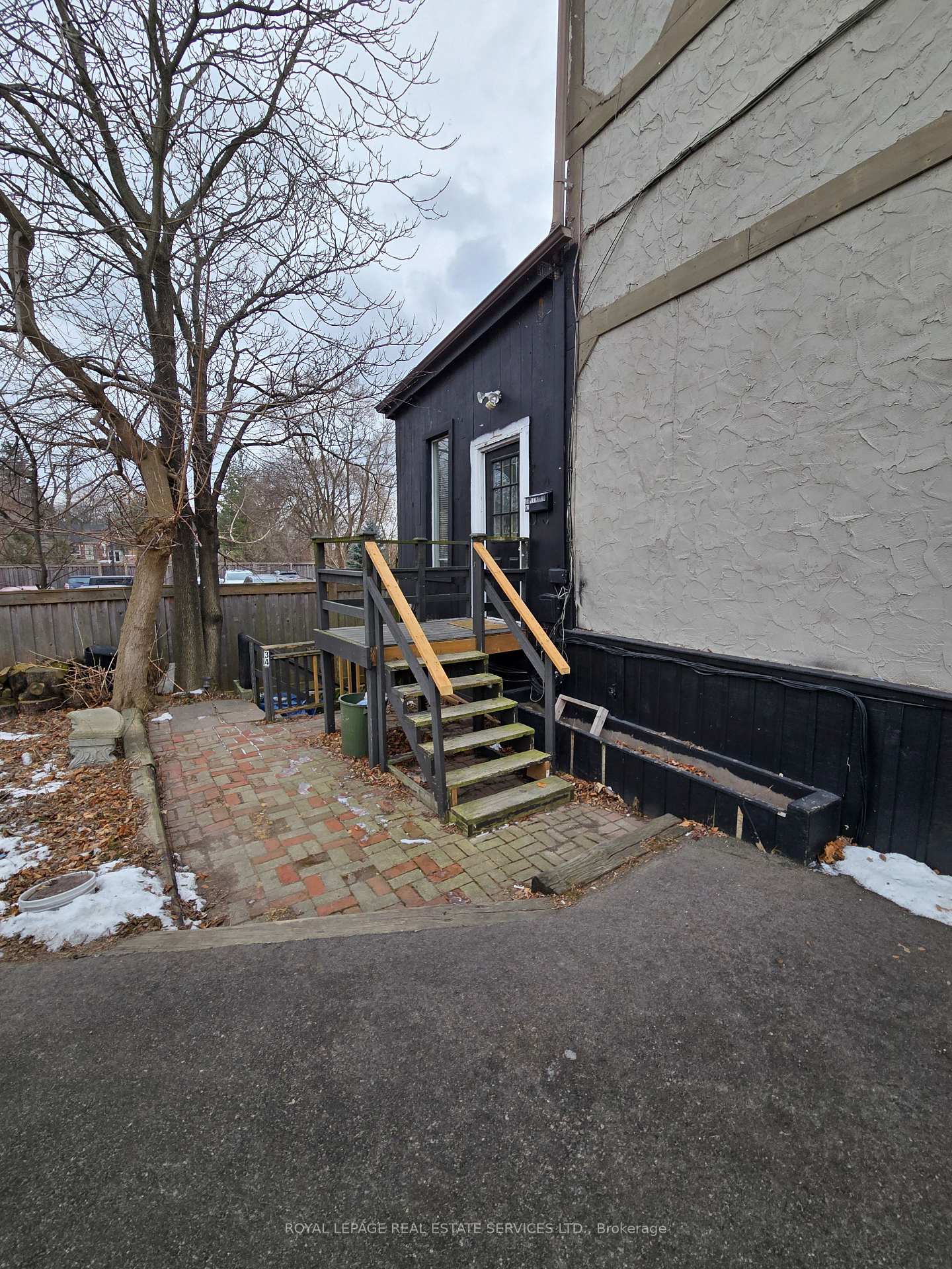 34-plains-road-w-burlington-ontario-w13598040