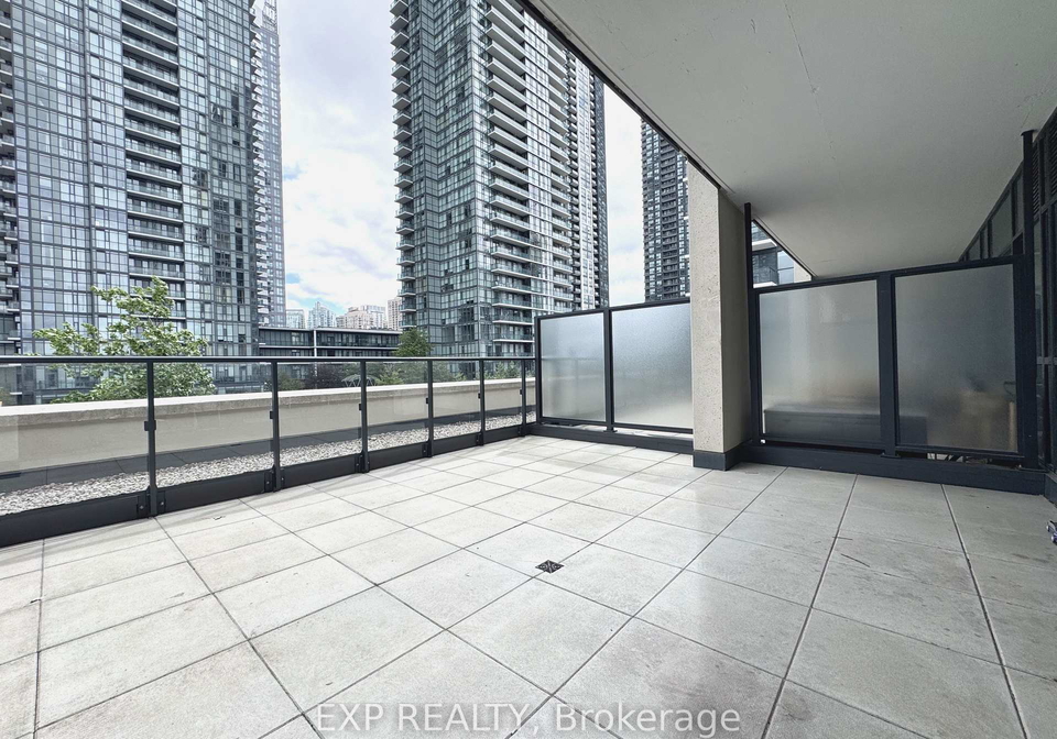 4055-parkside-village-drive-mississauga-ontario-w13598050
