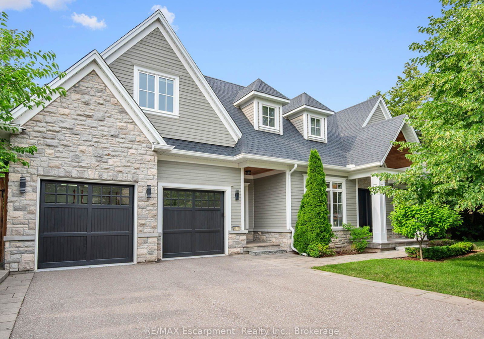 1077-bridge-road-oakville-ontario-w13598106