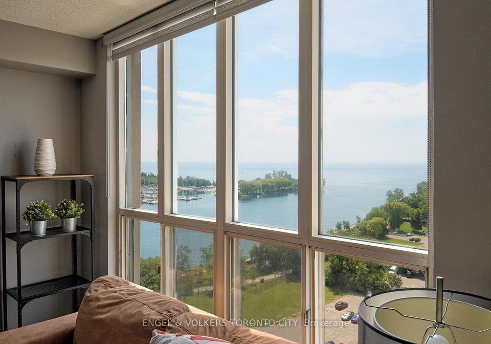 2285-lake-shore-boulevard-w-toronto-etobicoke-ontario-w13598190