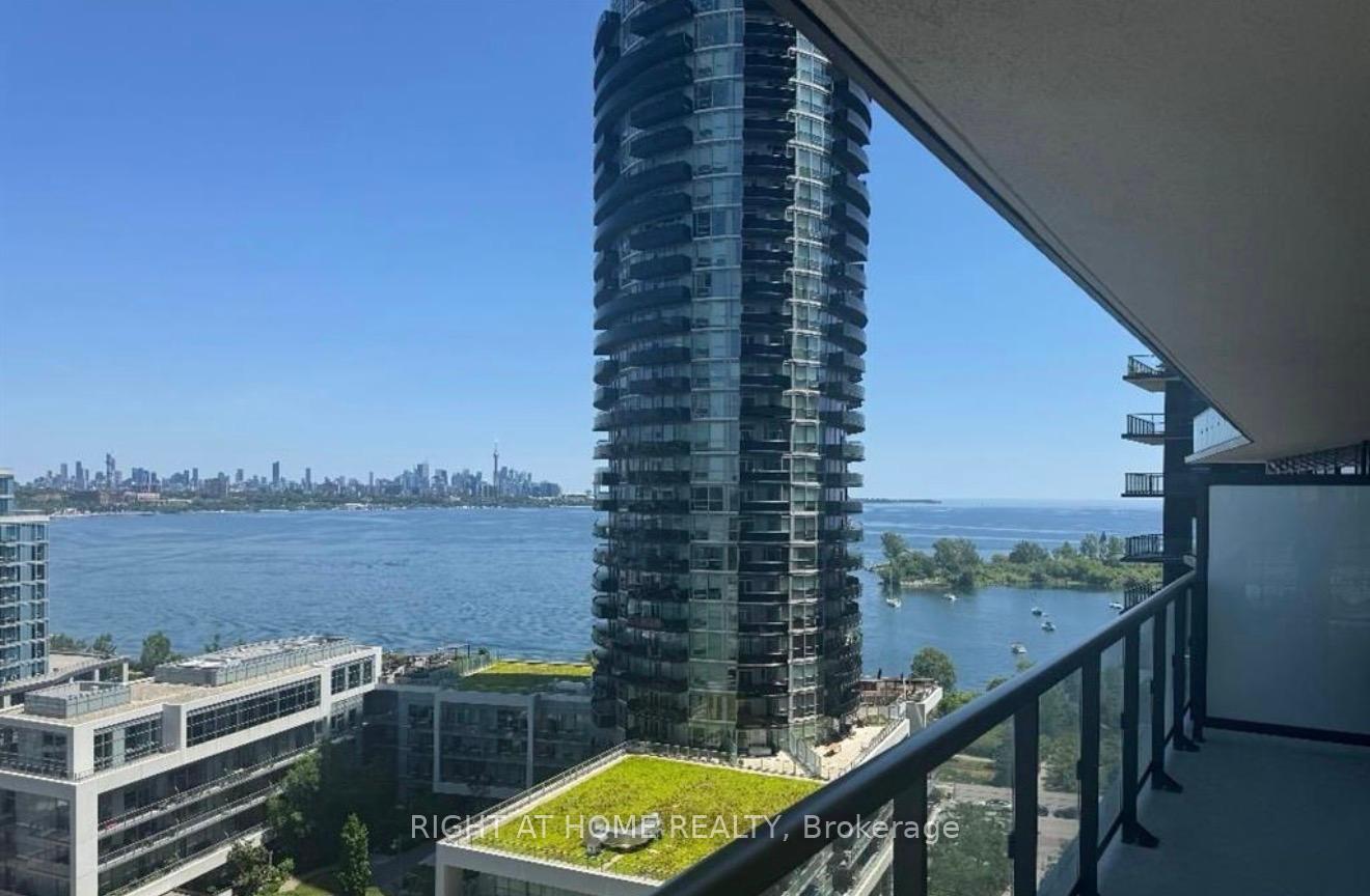 38-annie-craig-drive-toronto-etobicoke-ontario-w13598294