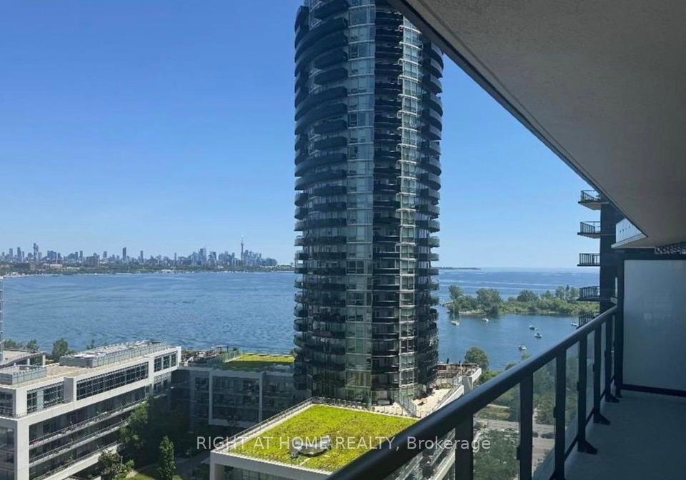 38-annie-craig-drive-toronto-etobicoke-ontario-w13598294