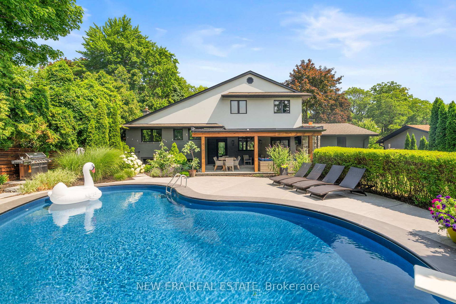 261-pinetree-way-mississauga-ontario-w13598318