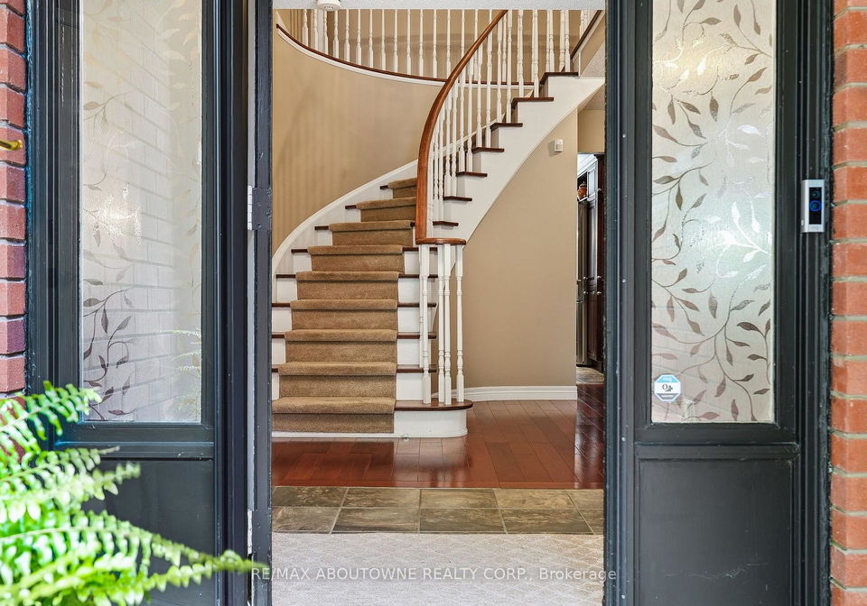 89-waldie-road-oakville-ontario-w13598470