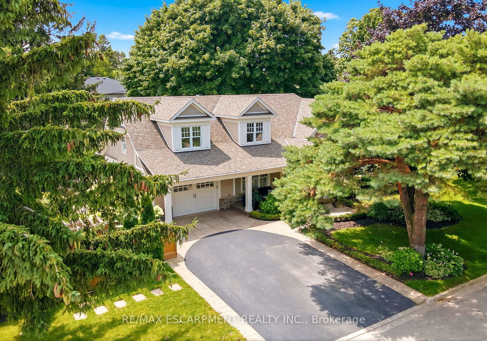 330-camelot-court-burlington-ontario-w13598654