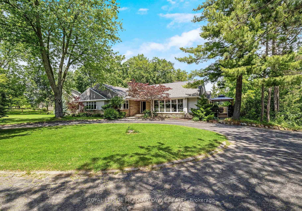 161-confederation-street-halton-hills-ontario-w13598680