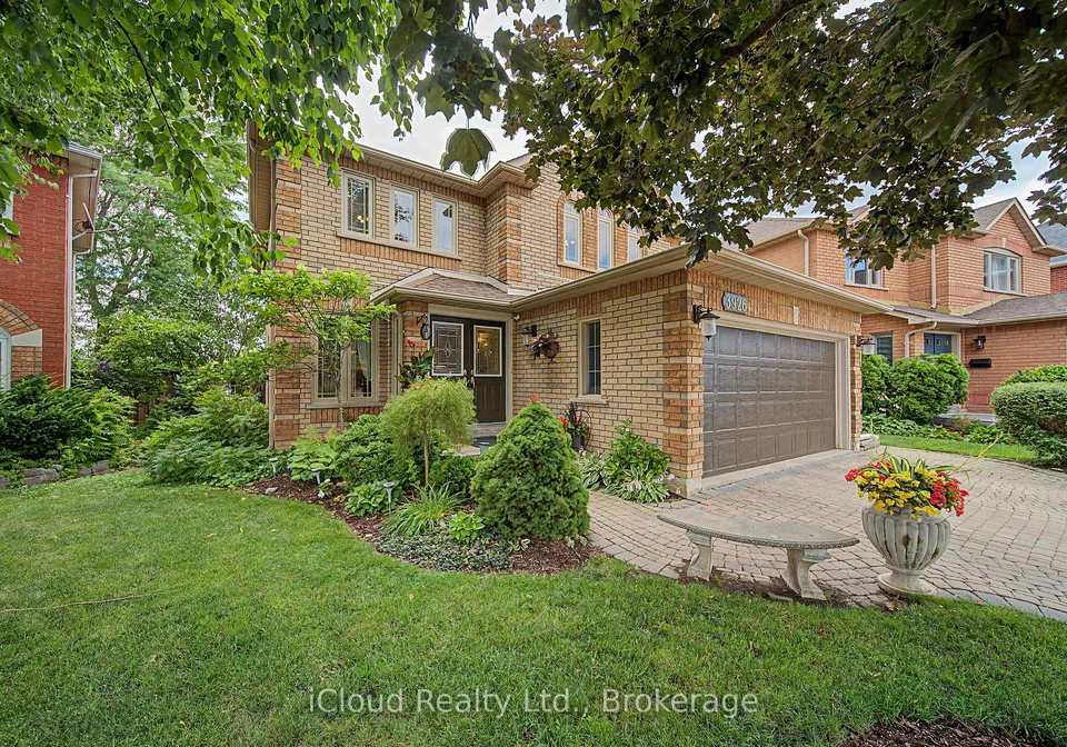 3926-baggins-court-mississauga-ontario-w13598708