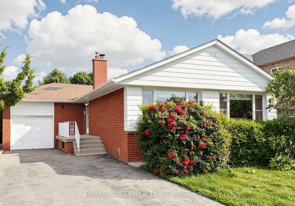 32-allonsius-drive-toronto-etobicoke-ontario-w13598786