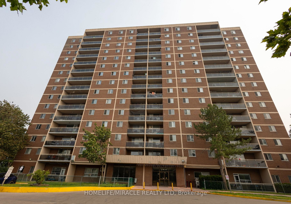 49-silverstone-drive-toronto-etobicoke-ontario-w13598900