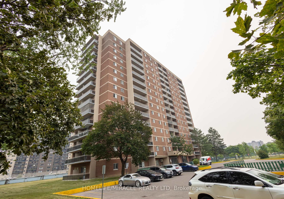 49-silverstone-drive-toronto-etobicoke-ontario-w13598900