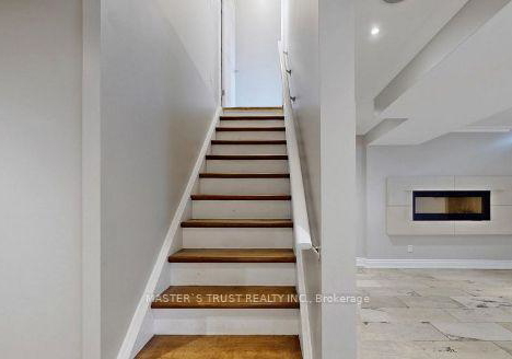 3064-stornoway-circuit-oakville-ontario-w13599528