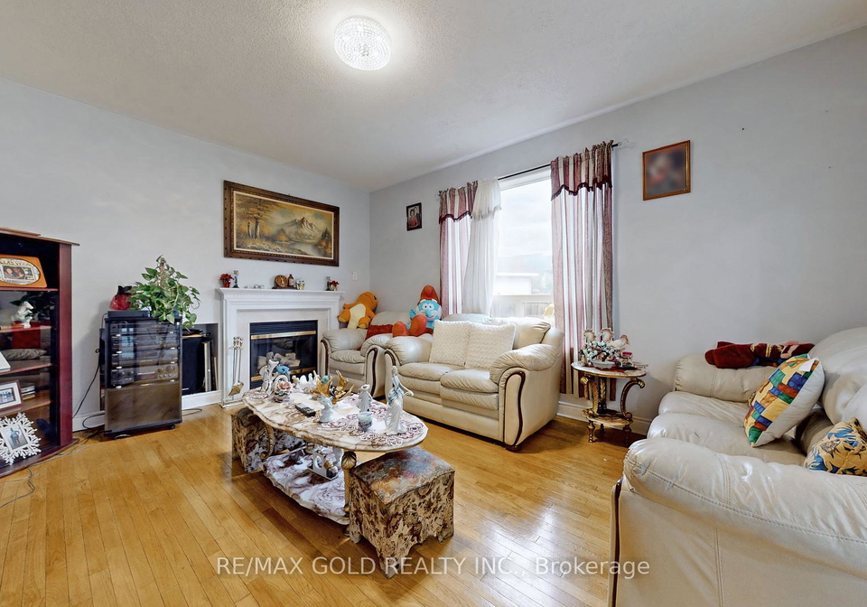64-prue-court-brampton-ontario-w13599836