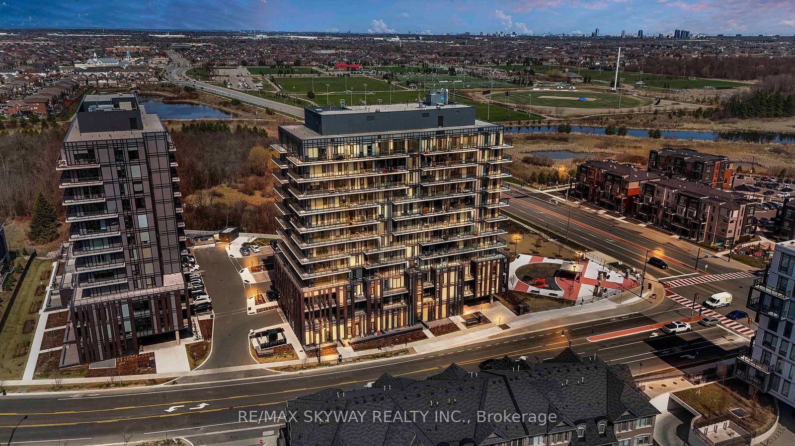 215-veterans-drive-brampton-ontario-w13599890