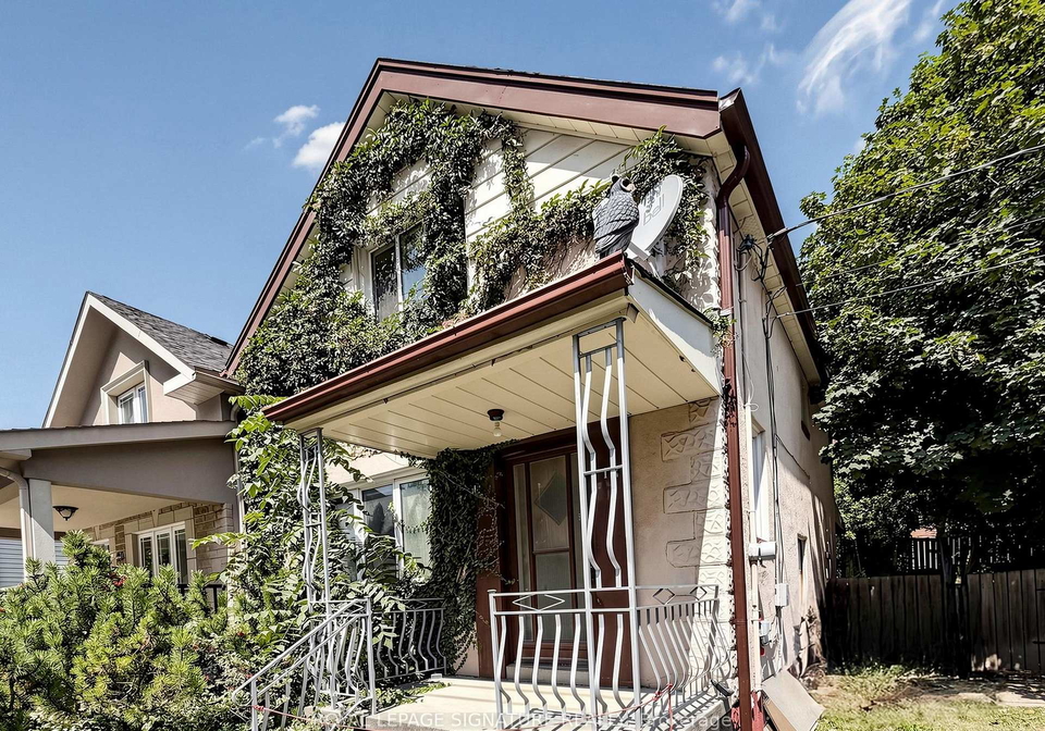 18-dunraven-drive-toronto-toronto-ontario-w13599898